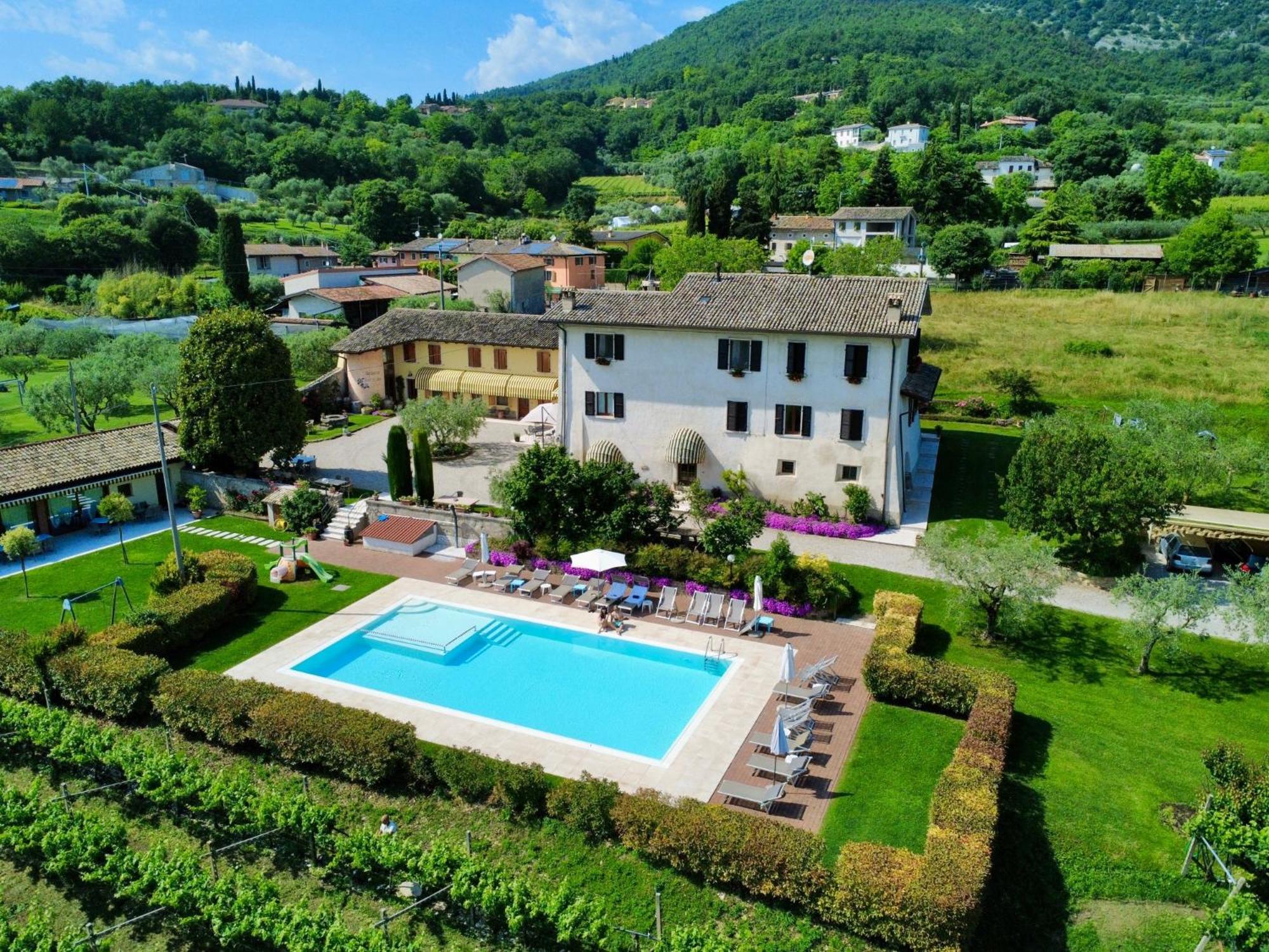 Agriturismo Corte Dei Fiori Caprino Veronese Eksteriør bilde