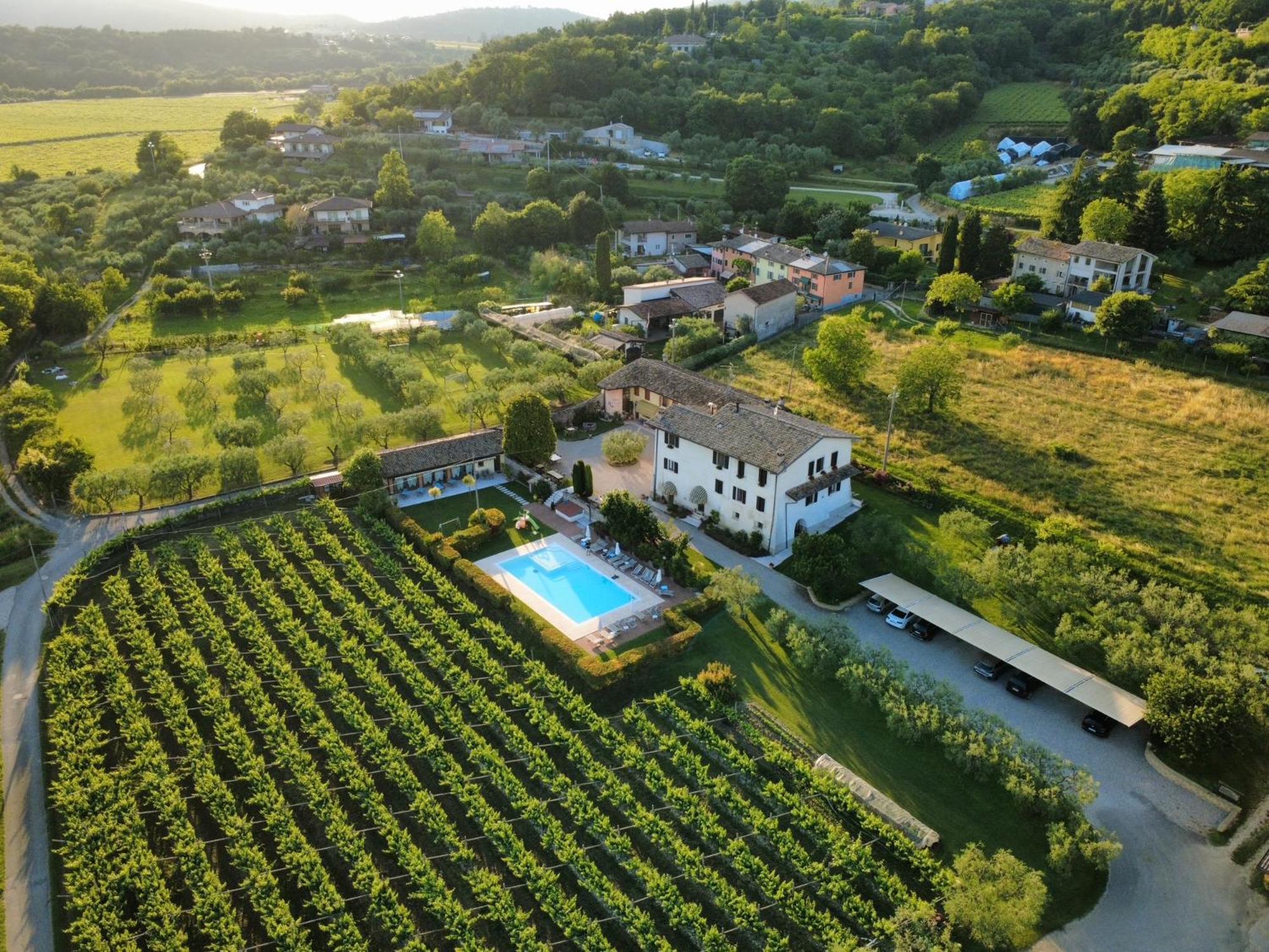 Agriturismo Corte Dei Fiori Caprino Veronese Eksteriør bilde